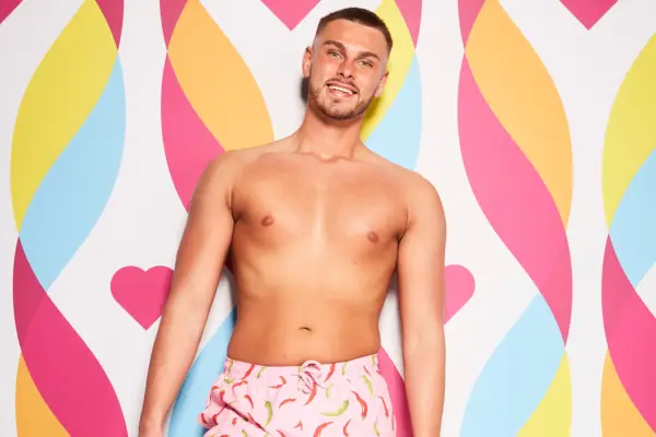 Love Island season 10