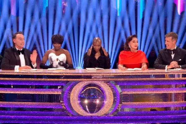 Strictly's Craig og Shirley støder sammen om George Clarkes KPop Demon Hunters-rutine: 'Du tager fejl!