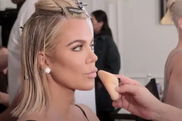 Die Kardashians Staffel 3: Erscheinungsdatum, Besetzung und aktuelle Nachrichten