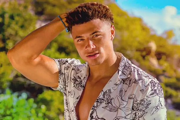 Too Hot to Handle Chase