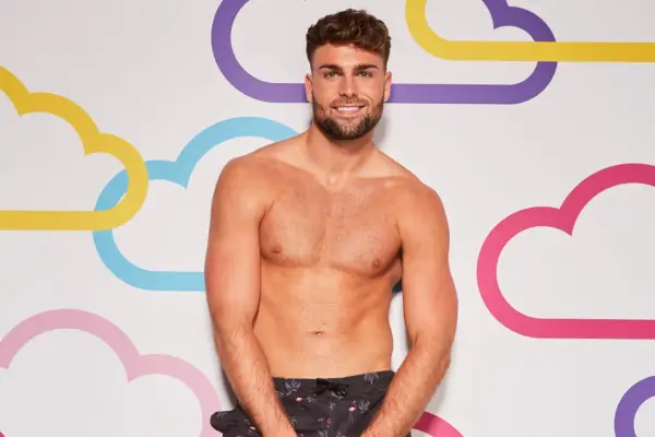 Quem é Tom Clare? Love Island: concorrente do All Stars 2024 que namorou Samie Elishi