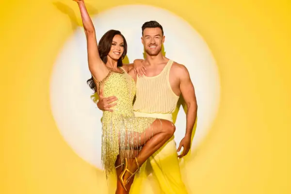 Strictly Come Dancings Anton Du Beke roser Vicky Pattison med sød Len Goodman-hyldest