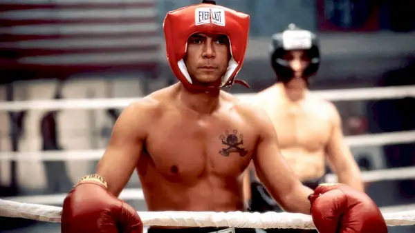 90-ųjų filmų legenda, 63 m., atskleidžia, kaip jis atliko savo vaidmenį Denzelis Vašingtonas 86% supuvusių pomidorų trileryje