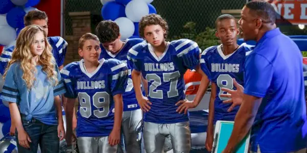 Brec Bassinger in Bella and the Bulldogs