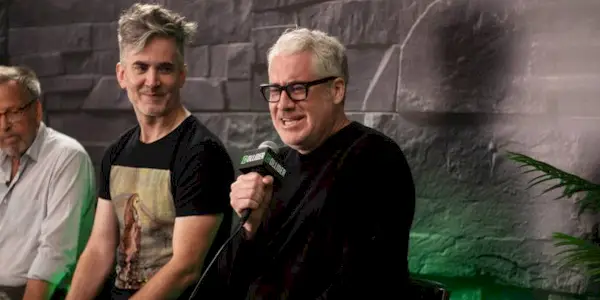 „Interview mit Sam Reid von The Vampire sagt, dass Staffel 3, „The Vampire Lestat“, alles verändert: „Ich war irgendwie verblüfft“