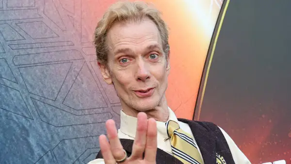 Denne klassiske universelle skrekkfilmen satte Doug Jones på veien til å bli Hollywoods favorittmonsterskuespiller