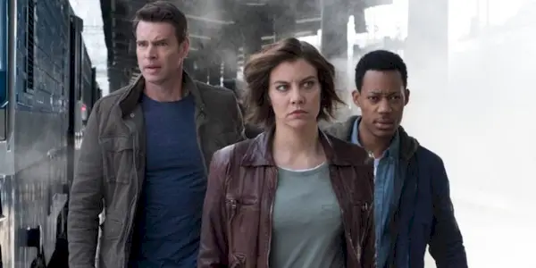 Scott Foley, Lauren Cohan, and Tyler James Williams in 