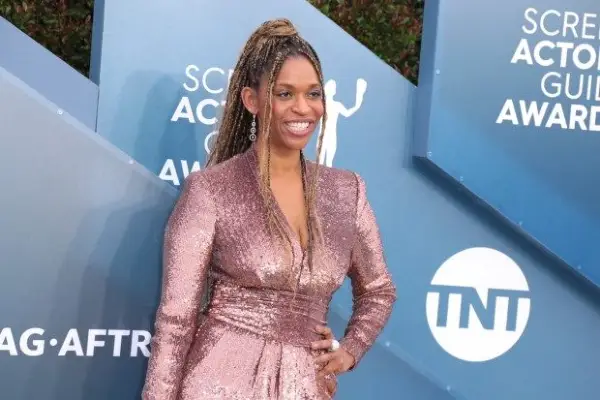 Merrin Dungey stars in Lucifer season 6