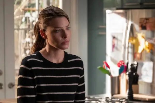 Lauren German in Lucifer season 6