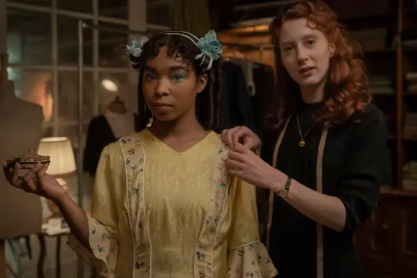 Delainey Hayles as Claudia and Roxane Duran as Madeleine in Interview with the Vampire season 2