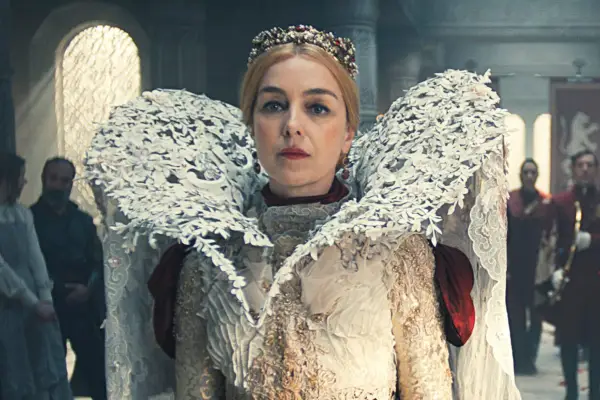 Olivia Williams plays Queen Morgase Trakand in The Wheel of Time