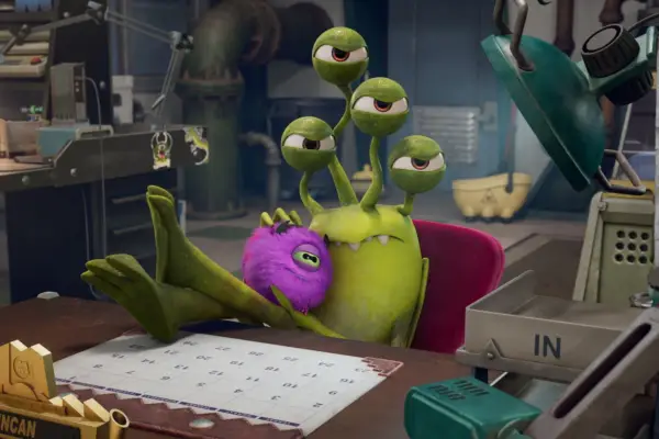 Lucas Neff plays Duncan