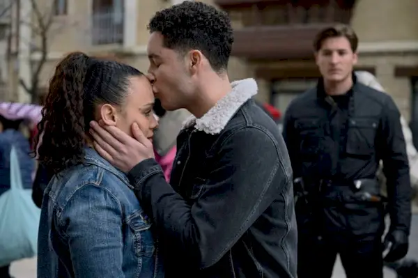 vampire-academy-episode-10-rose-mason-dimitri-peacock