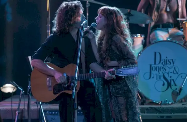 Riley Keough as Daisy Jones and Sam Claflin as Billy Dunne in Daisy Jones & The Six