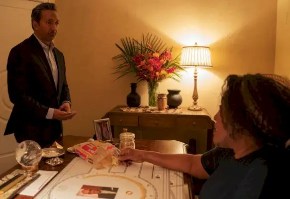 CCH Pounder as Mrs. Mahabir and Phaldut Sharma as Garmen in Full Circle