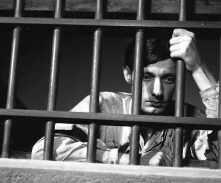 Dieses knochenbrechende Gefängnisdrama entführt Sie in eine raue, viszerale Welt – und Sie haben es wahrscheinlich verpasst