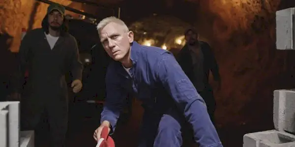 Adam Driver and Daniel Craig in Logan Lucky