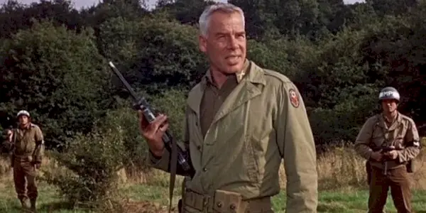 Tento film Charlese Bronsona z druhé světové války posunul hranice násilí na obrazovce