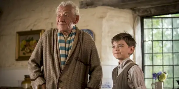 Ian McKellen and Milo Parker in Mr. Holmes