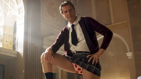 „Brooklyn Nine-Nine“-Star, 46, verrät seine Gedanken zu Liam Neesons „The Naked Gun“-Neuauflage