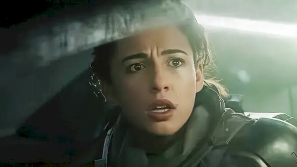 Este filme de sobrevivência de ficção científica de 'Smile 2', de 32 anos, silenciosamente se torna um grande sucesso na América