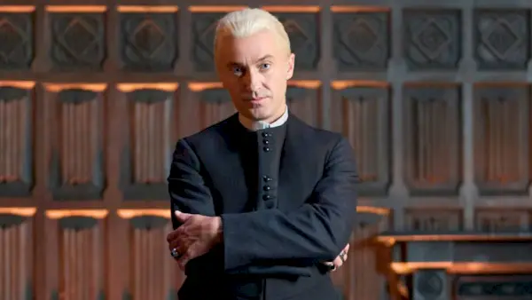 'Realmente no estoy tan en sintonía con eso': Tom Felton finge ignorancia sobre J.K. Controversia de Rowling después de reservar el papel de 'niño maldito