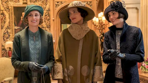 'Downton Abbey' Star erter en potensiell prequel-serie mens 'The Gilded Age' vekker rykter