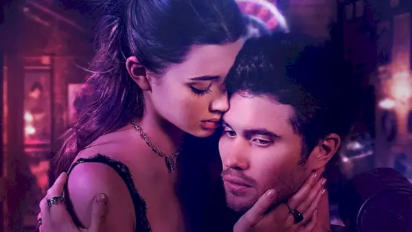 Estava passant per molts alts i baixos: Chase Stokes explica com els 'homes marcats' el van ajudar a separar-se dels ''Outer Banks