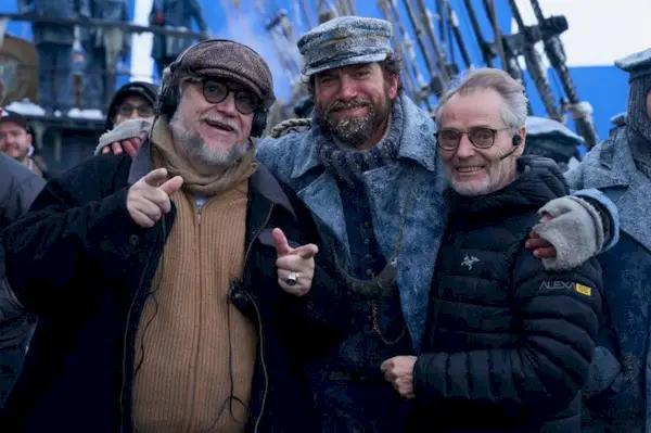 „Frankenstein“-Setbild neckt entscheidende Szene in Guillermo Del Toros Film