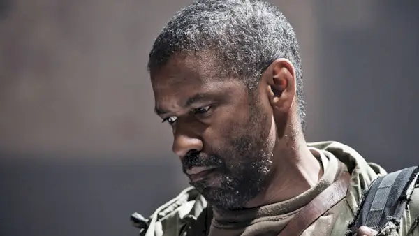 Der 157 Millionen US-Dollar teure dystopische Western von Denzel Washington bleibt in Amerika ein Einsteigerhit