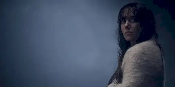 Revue « Ensemble » : Dave Franco et Alison Brie sont coincés l'un avec l'autre dans Bonkers Body Horror Rom-Com | Danse du Soleil 2025