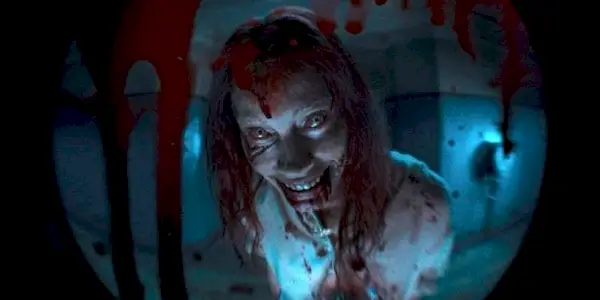 'Evil Dead Rise' 리뷰: Lee Cronin이 Deadite 역사에 피 묻은 흔적을 새겼습니다