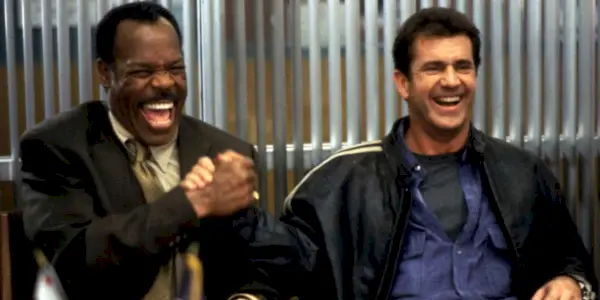 Alle 4 dødelige våpenfilmer, rangert etter Rewatchability