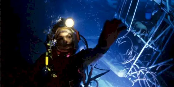 mary-elizabeth-mastrantonio-lindsey-brigman-the-abyss-1989