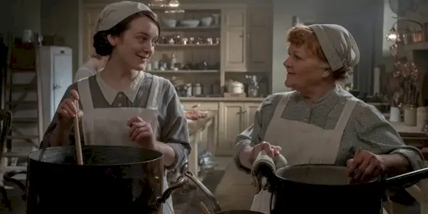 downton-abbey-a-new-era-sophie-mcshera-lesley-nicol-social-featured