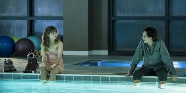 10 najlepszych dramatów romantycznych, które warto obejrzeć, jeśli chcesz się wypłakać w Walentynki