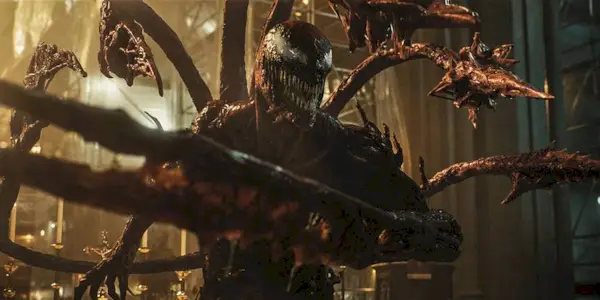 10 21. gadsimta bezprātīgas asa sižeta filmas, kas joprojām ir nemierīgas