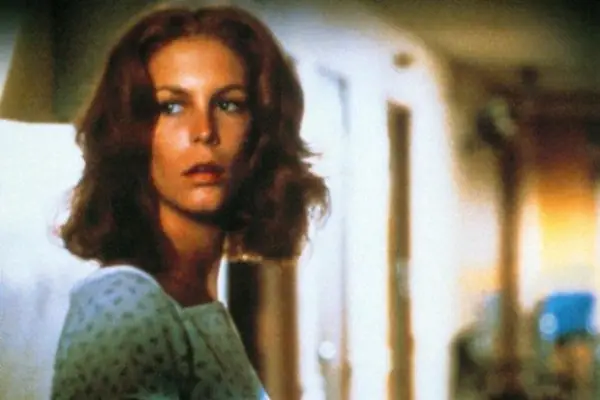 Jamie Lee Curtis stars in Halloween II (2) (1981)