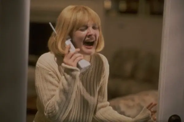 Drew Barrymore stars in Scream (1996)