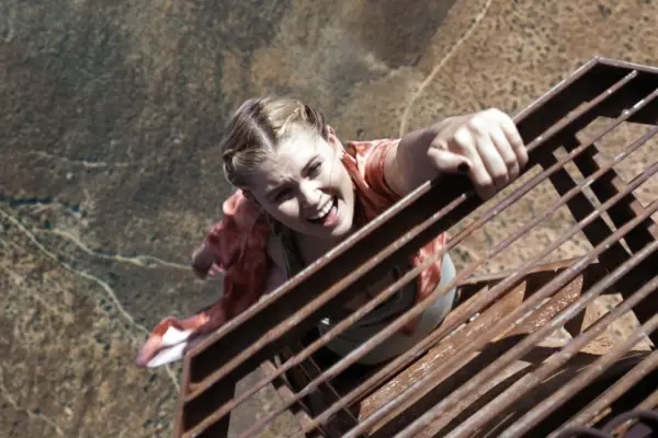 Virginia Gardner plays Hunter