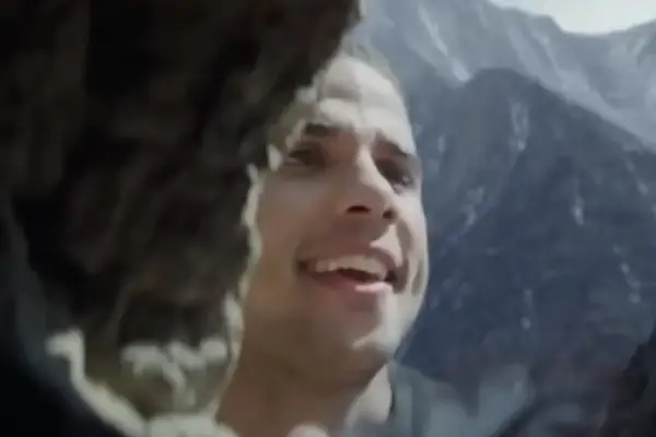 Mason Gooding plays Dan Connor