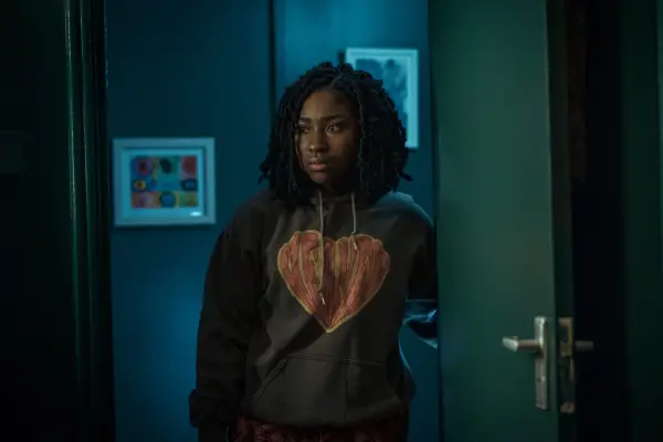 Lauren Ajufo as Anya Raine in Luther: The Fallen Sun.