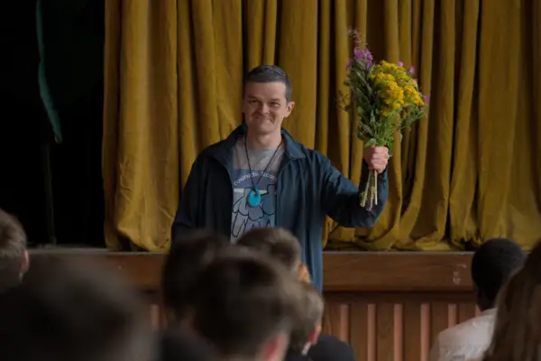 „I Swear“-Darsteller und Regisseur bringen die „einzigartige“ wahre Geschichte des Tourette-Aktivisten John Davidson auf die große Leinwand