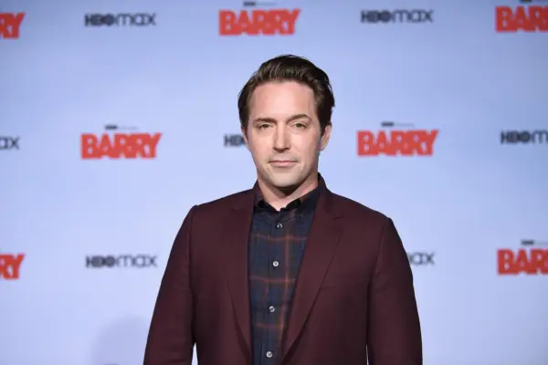 Beck Bennett