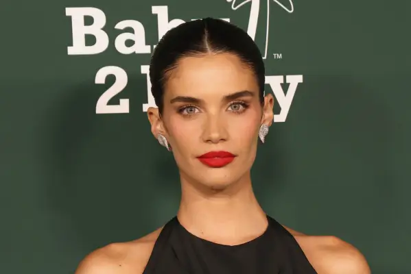 WEST HOLLYWOOD, CALIFORNIA - NOVEMBER 09: Sara Sampaio attends the 2024 Baby2Baby Gala at Pacific Design Center on November 09, 2024 in West Hollywood, California. (Photo by Tommaso Boddi/FilmMagic)