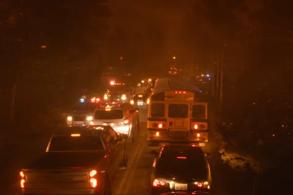 Prawdziwa historia Zaginionego autobusu: jak dokładny jest film Matthew McConaugheya?