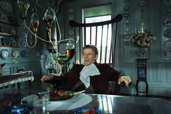 Willem Dafoe plays Dr. Godwin _God_ Baxter