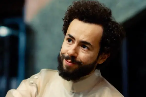Ramy Youssef plays Max McCandles