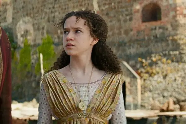 Chloe Coleman as Kira Darvis in Dungeons & Dragons: Honour Among Thieves