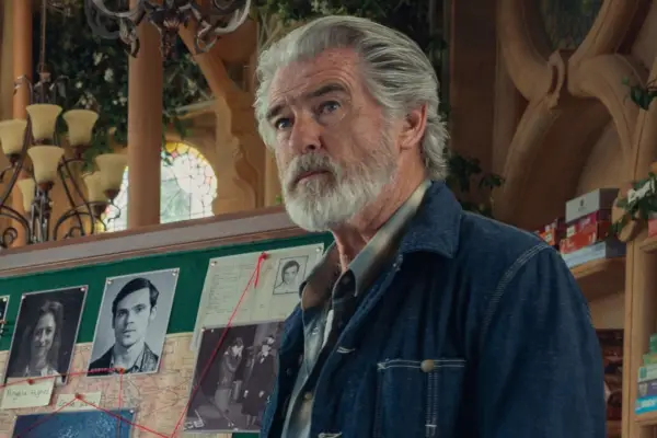 Pierce Brosnan plays Ron Ritchie